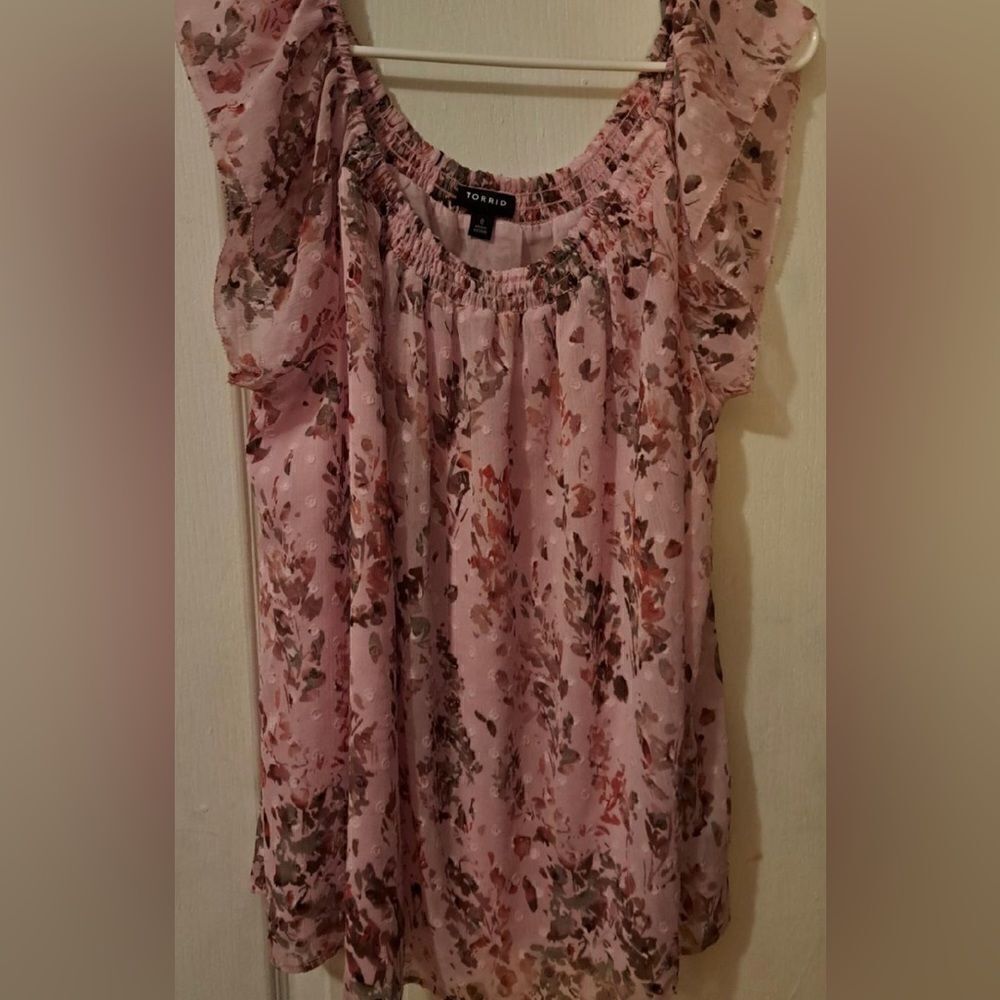 Torrid clip DOT OFF-SHOULDER TOP SZ 0